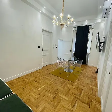Central Suite Apartment