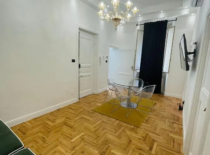 Central Suite Lejlighed