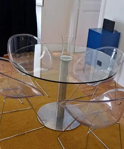 Lejlighed Central Suite Rom